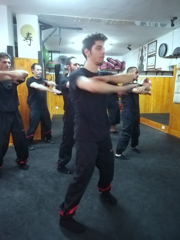 Kung Fu Academy di Sifu Mezzone scuola di wing chun e taijiquan, di wing tsun, difesa personale e arti marziali cinesi a Caserta e in Italia www.kungfuitalia.it (1)